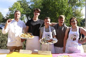 Das Schülercafé McBiss bereitete die Snacks vor©Vernetzungsstelle Das Schülercafé McBiss bereitete die Snacks vor©Vernetzungsstelle
