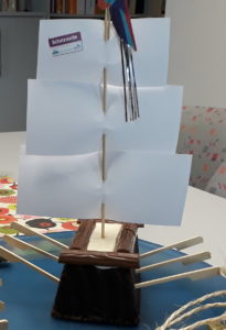 Kuchen in Form eines Segelschiffs©SLfG Zur feierlichen Übergabe wurde sogar ein Kuchen in Form eines Segelschiffes kreiiert©SLfG