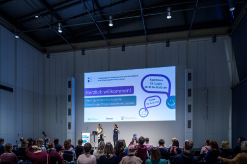 Projektleiterinnen Lisa Krause und Alvia Killenberg © André Wirsing im Auftrag der SLfG Projektleiterinnen Lisa Krause und Alvia Killenberg © André Wirsing im Auftrag der SLfG